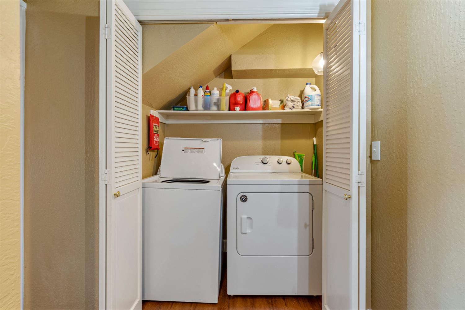 5105 Lakeshore Dr, Copperopolis, CA 95228