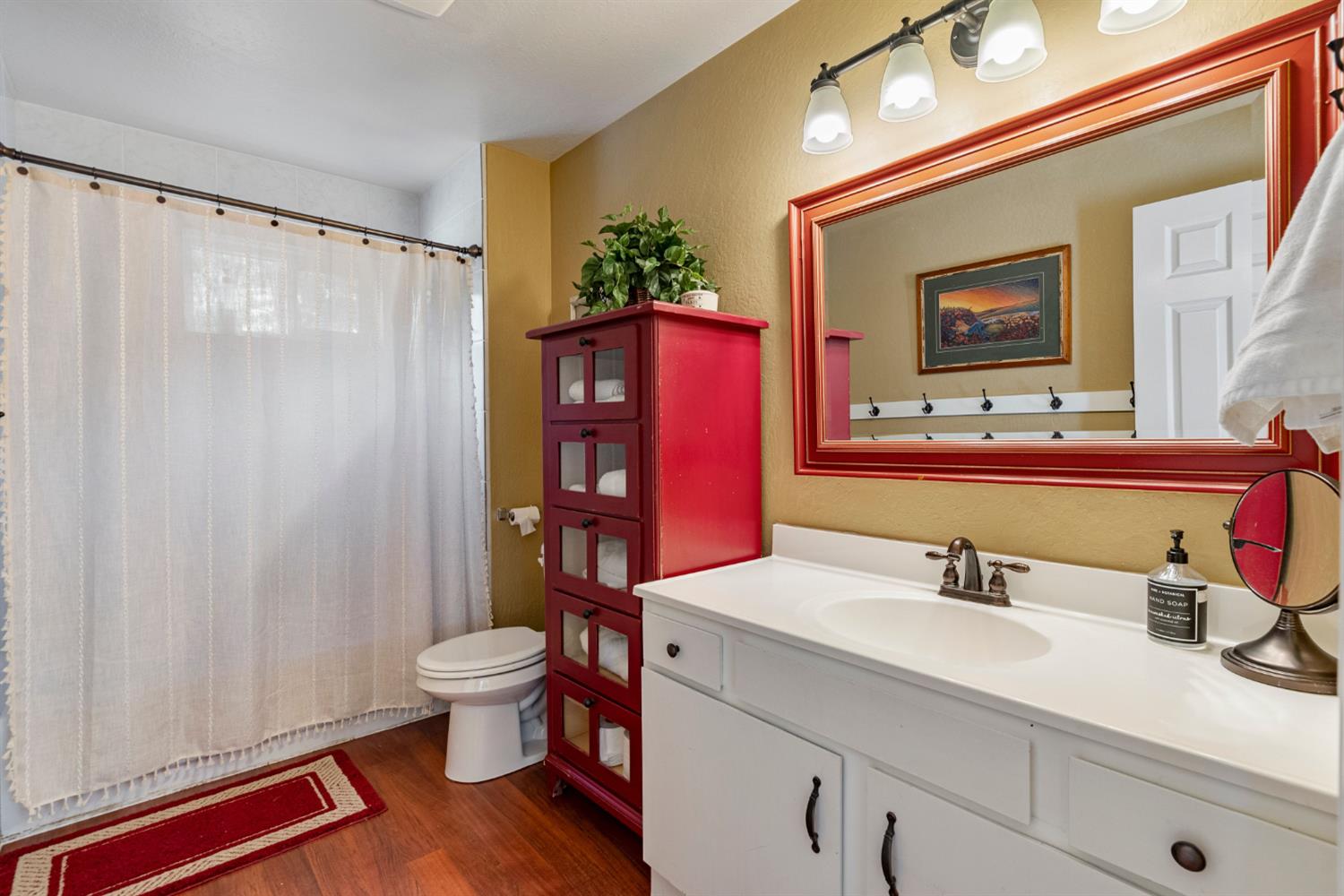 5105 Lakeshore Dr, Copperopolis, CA 95228