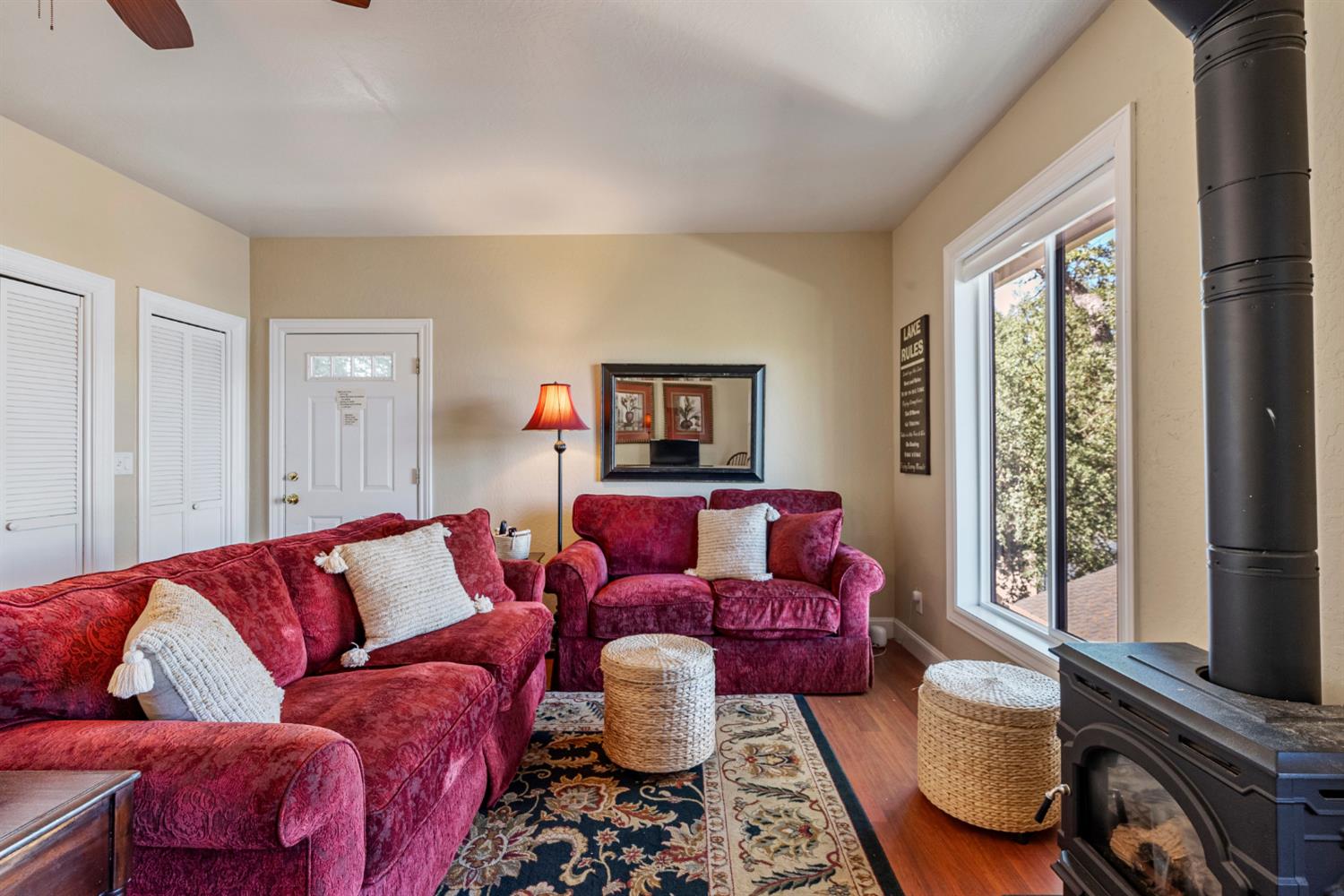 5105 Lakeshore Dr, Copperopolis, CA 95228