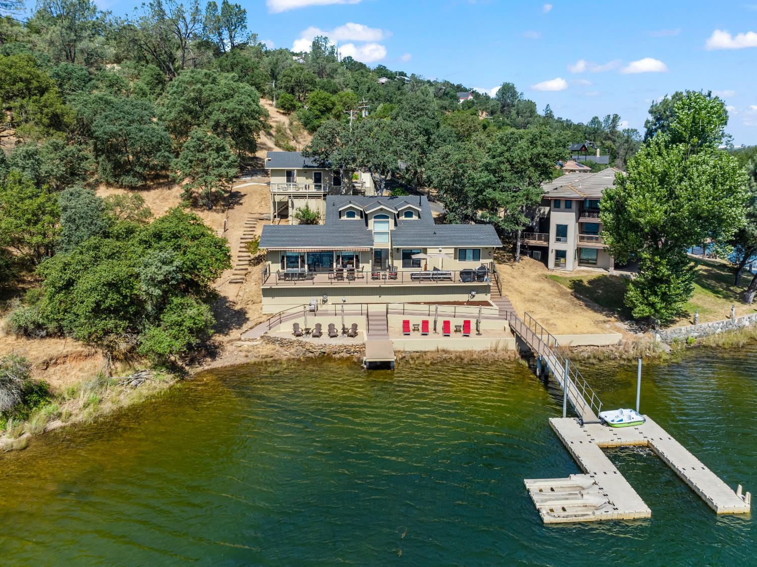 5105 Lakeshore Dr, Copperopolis, CA 95228