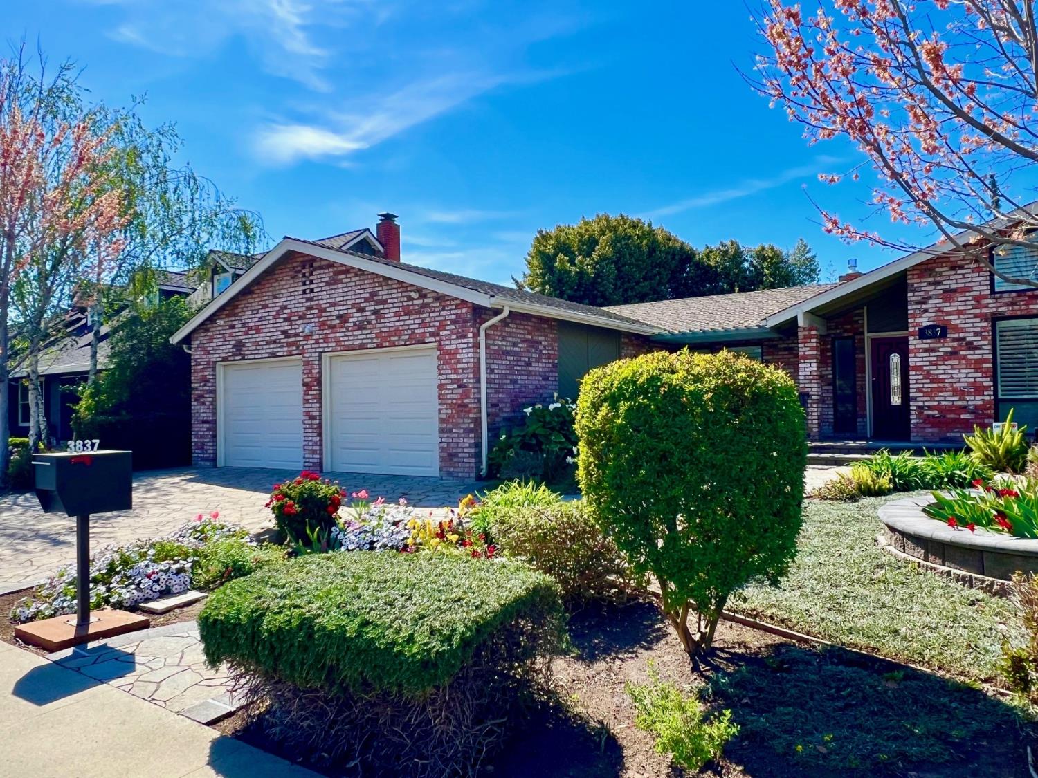 3837 Marigold Ln, Modesto, CA 95356