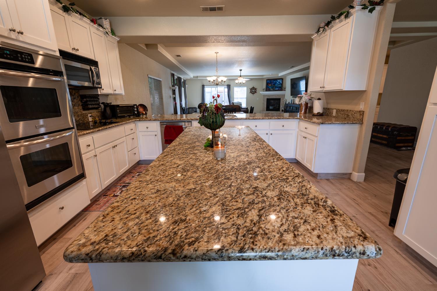 850 Miraggio Dr, Patterson, CA 95363