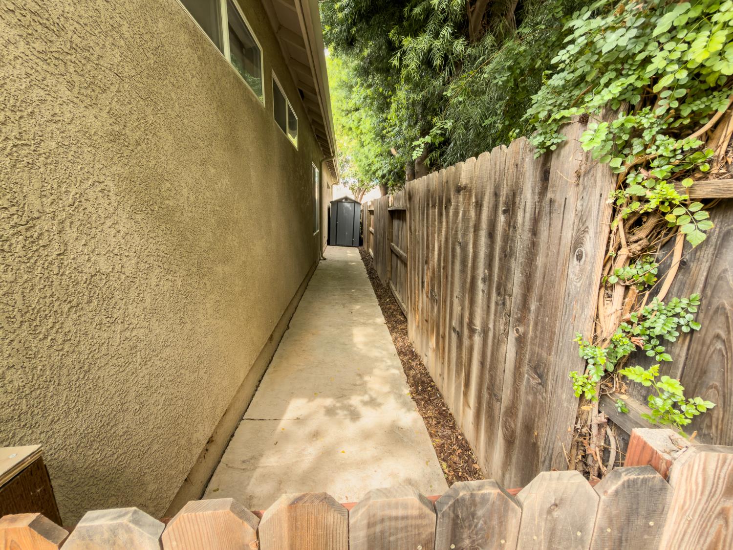 850 Miraggio Dr, Patterson, CA 95363