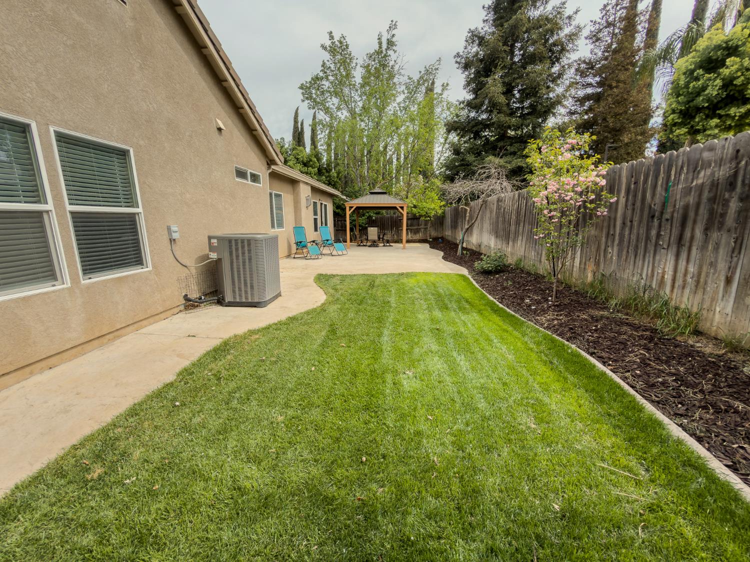 850 Miraggio Dr, Patterson, CA 95363