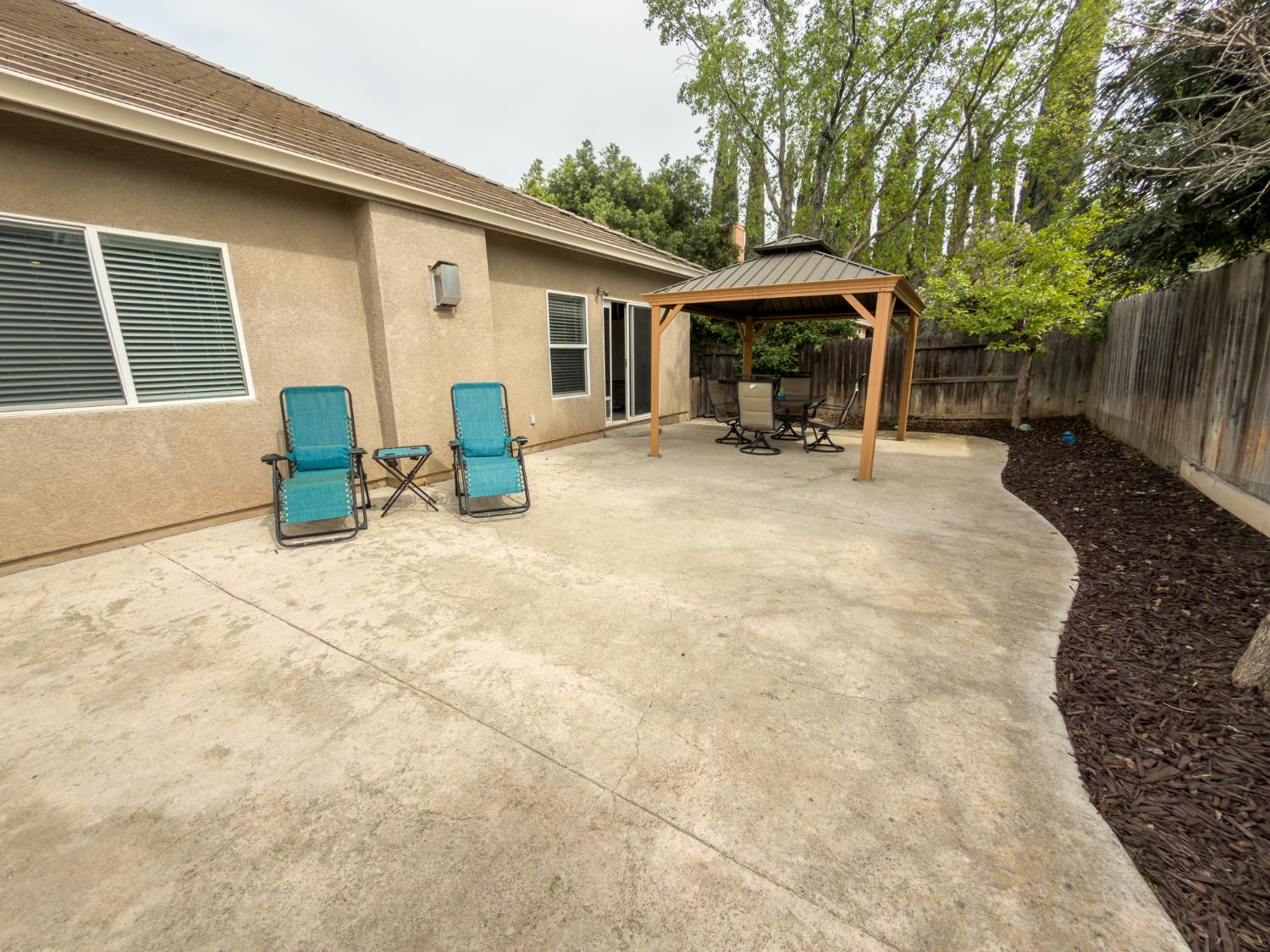 850 Miraggio Dr, Patterson, CA 95363