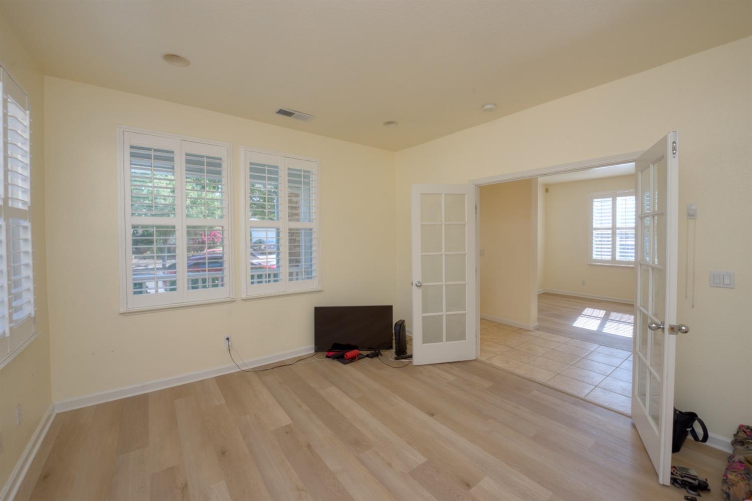 1441 Shearwater Dr, Patterson, CA 95363