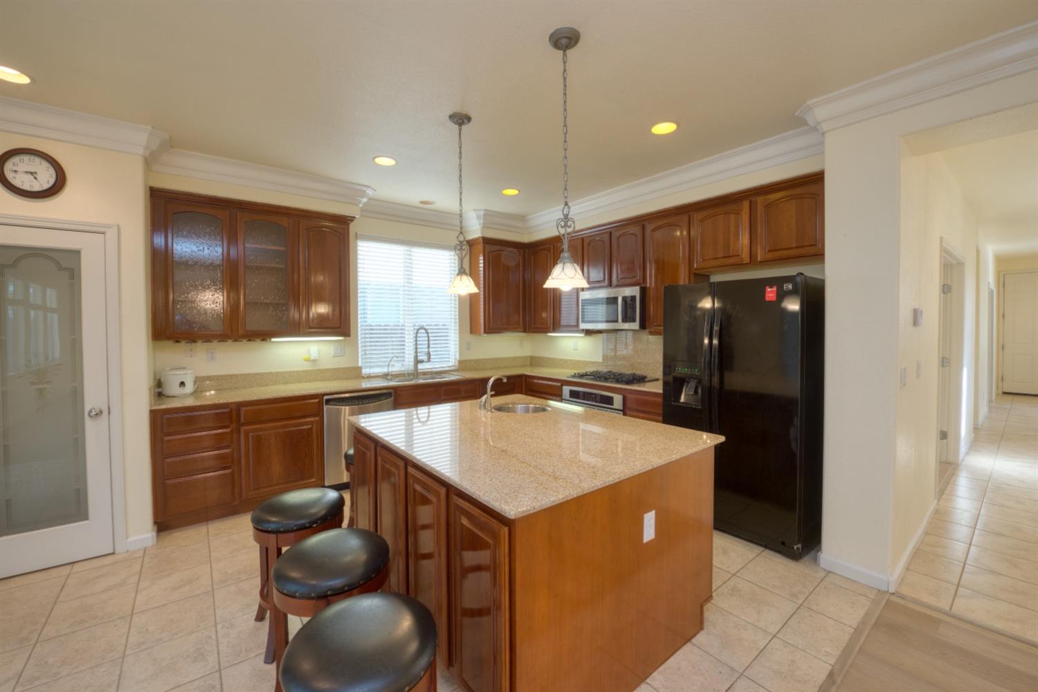 1441 Shearwater Dr, Patterson, CA 95363