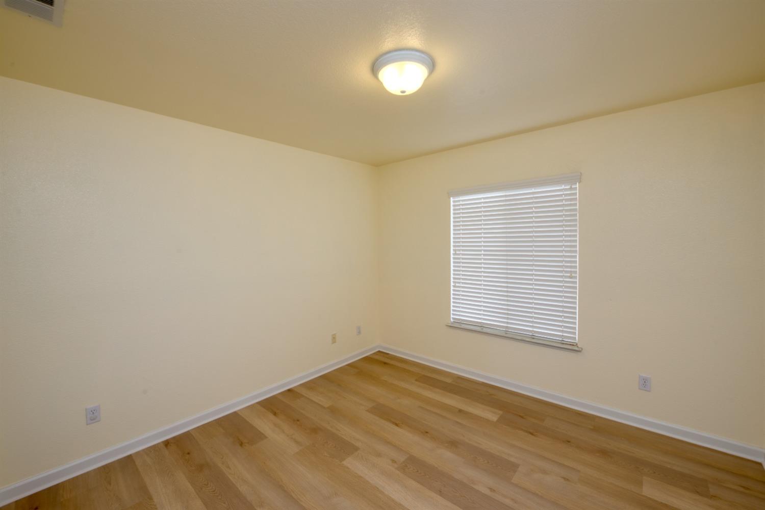 1441 Shearwater Dr, Patterson, CA 95363