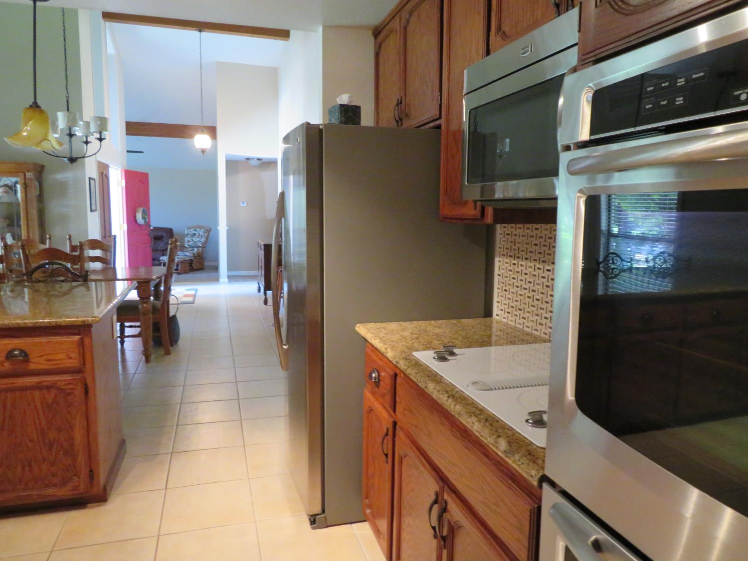 9912 Wild Oak Ct, Oakdale, CA 95361