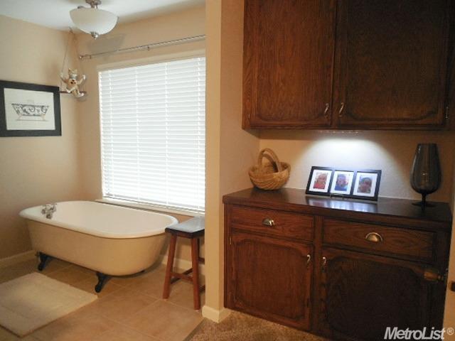 9912 Wild Oak Ct, Oakdale, CA 95361