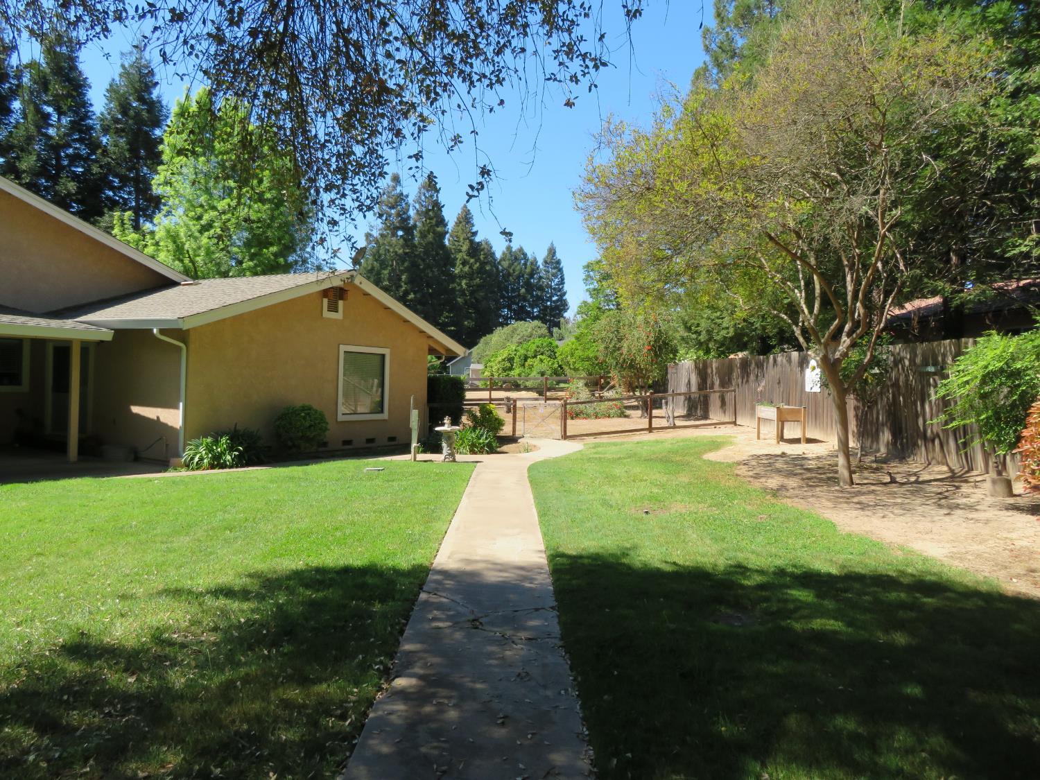 9912 Wild Oak Ct, Oakdale, CA 95361