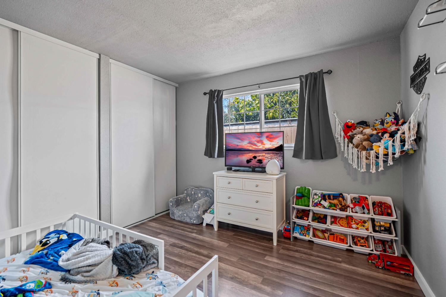 2165 Sharon Way, Modesto, CA 95350