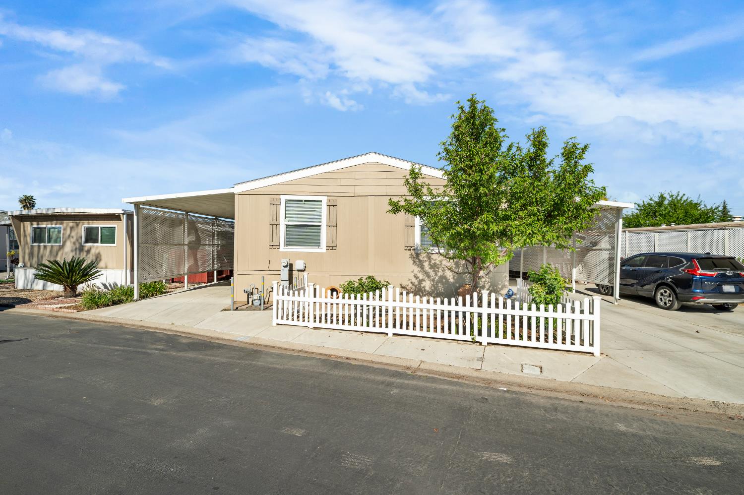 900 Old Stockton Rd #211, Oakdale, CA 95361