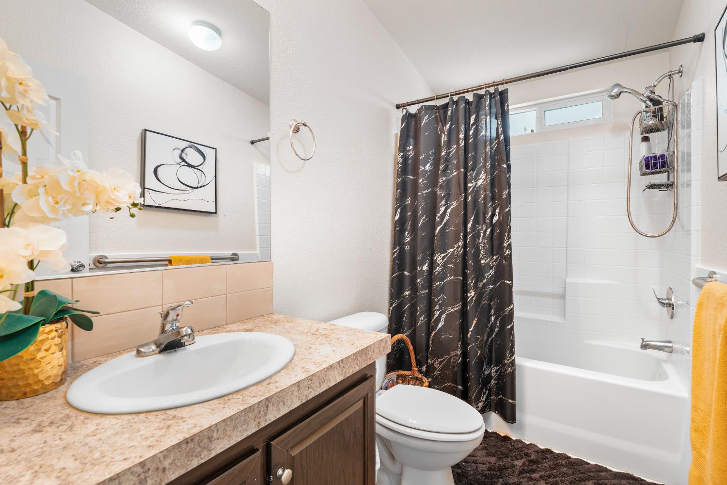 900 Old Stockton Rd #211, Oakdale, CA 95361