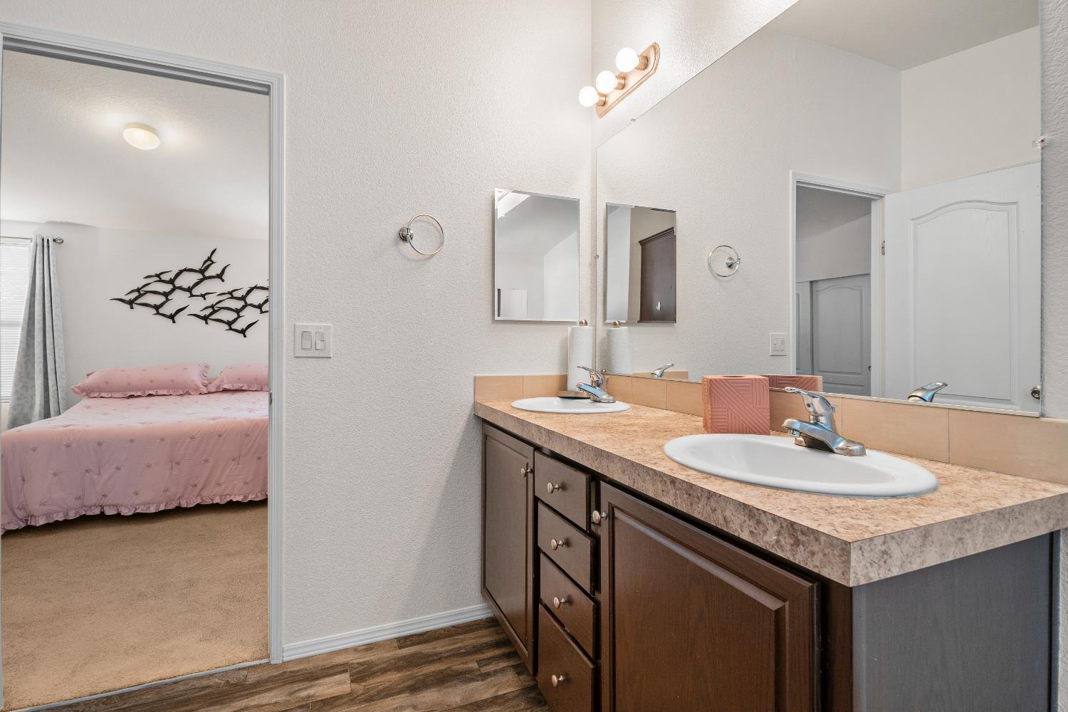 900 Old Stockton Rd #211, Oakdale, CA 95361