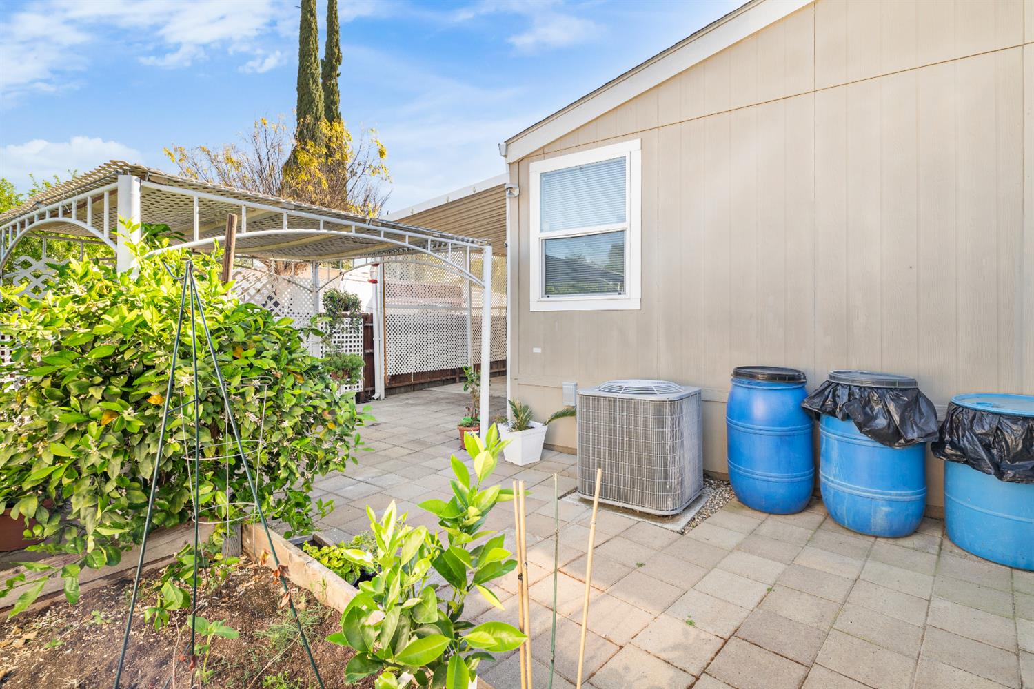 900 Old Stockton Rd #211, Oakdale, CA 95361