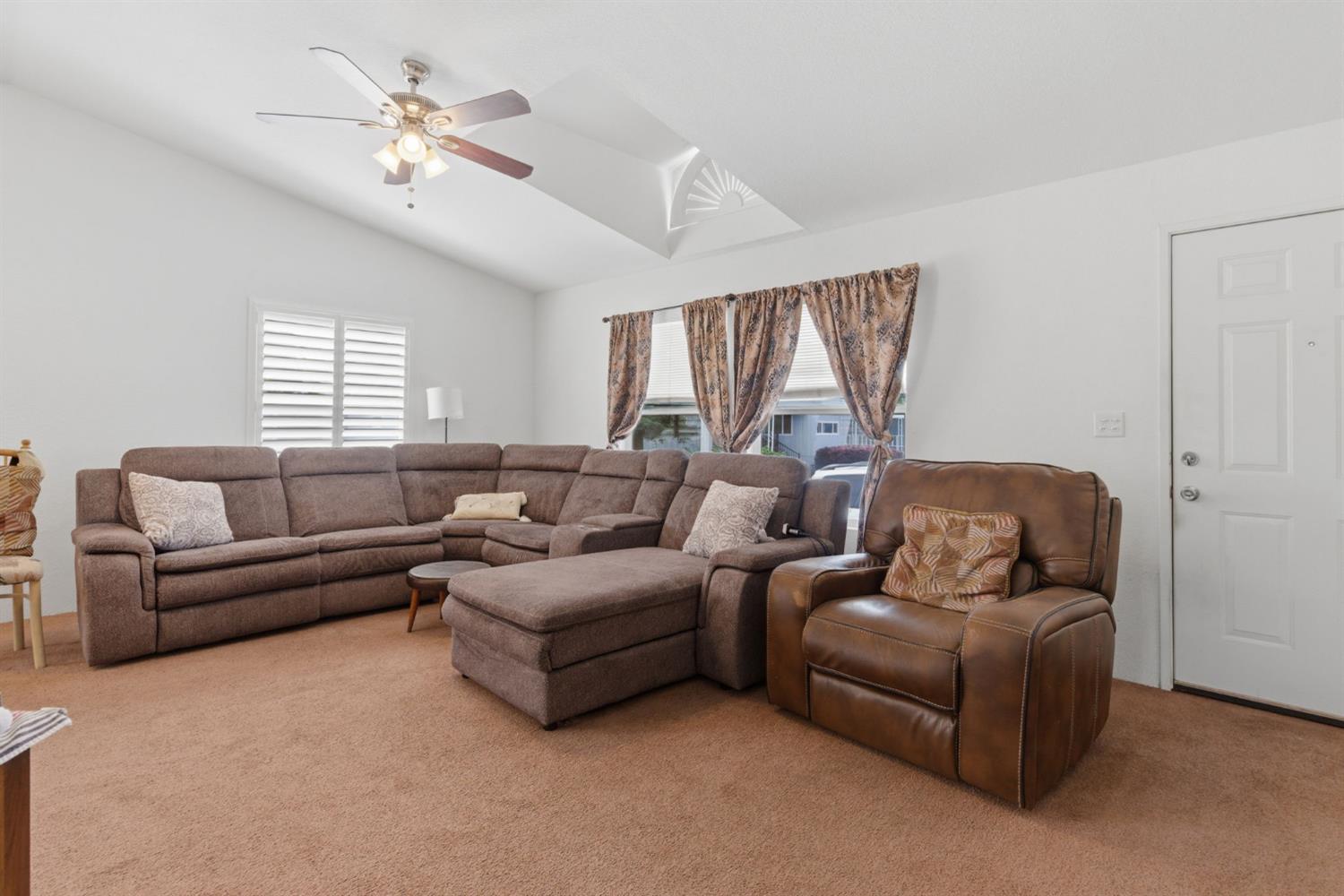 3955 Coffee Rd #92, Modesto, CA 95355