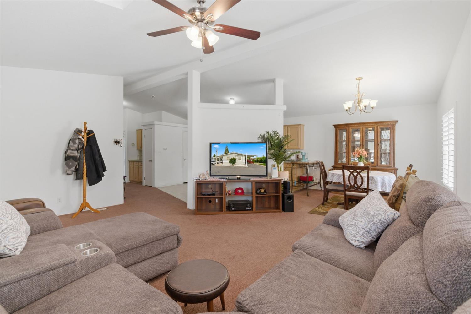 3955 Coffee Rd #92, Modesto, CA 95355