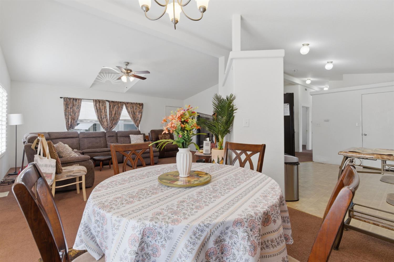 3955 Coffee Rd #92, Modesto, CA 95355