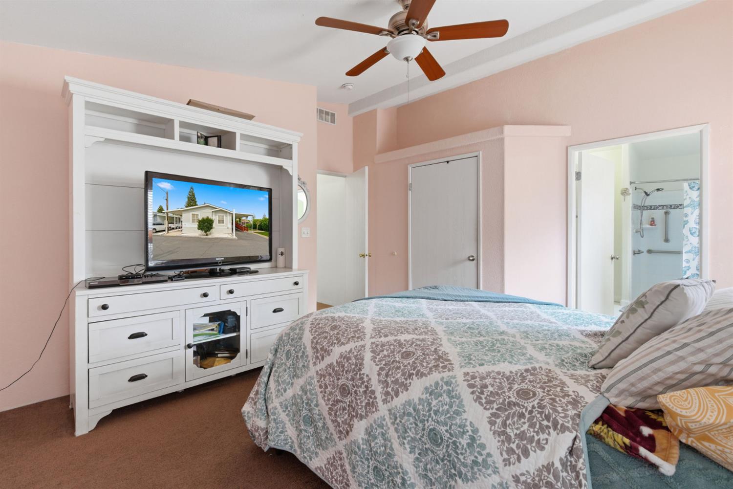 3955 Coffee Rd #92, Modesto, CA 95355