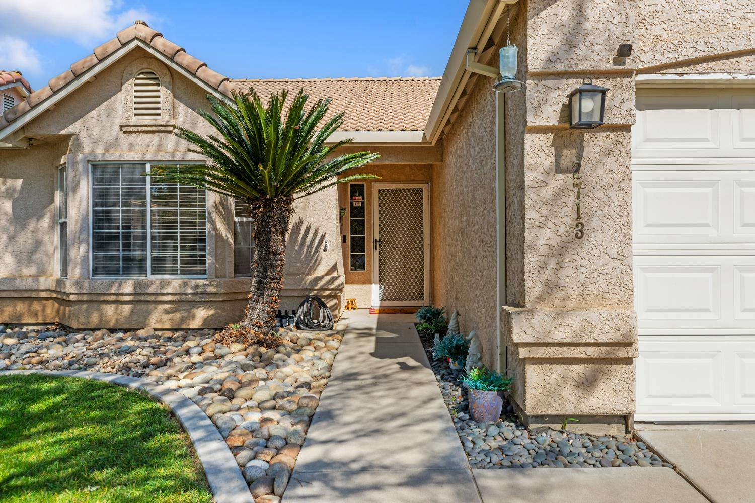 2713 Amadeus Dr, Modesto, CA 95358