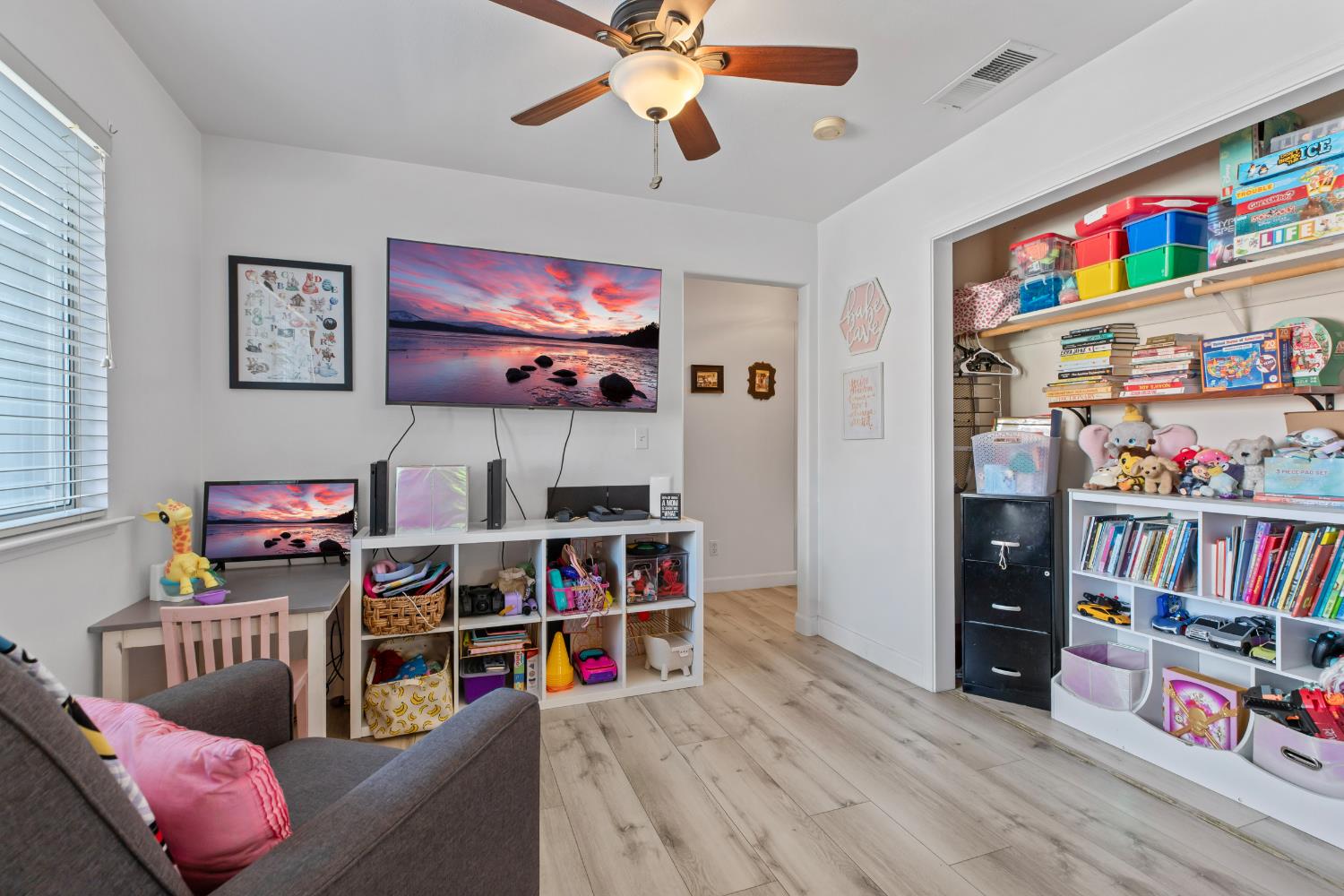 2713 Amadeus Dr, Modesto, CA 95358