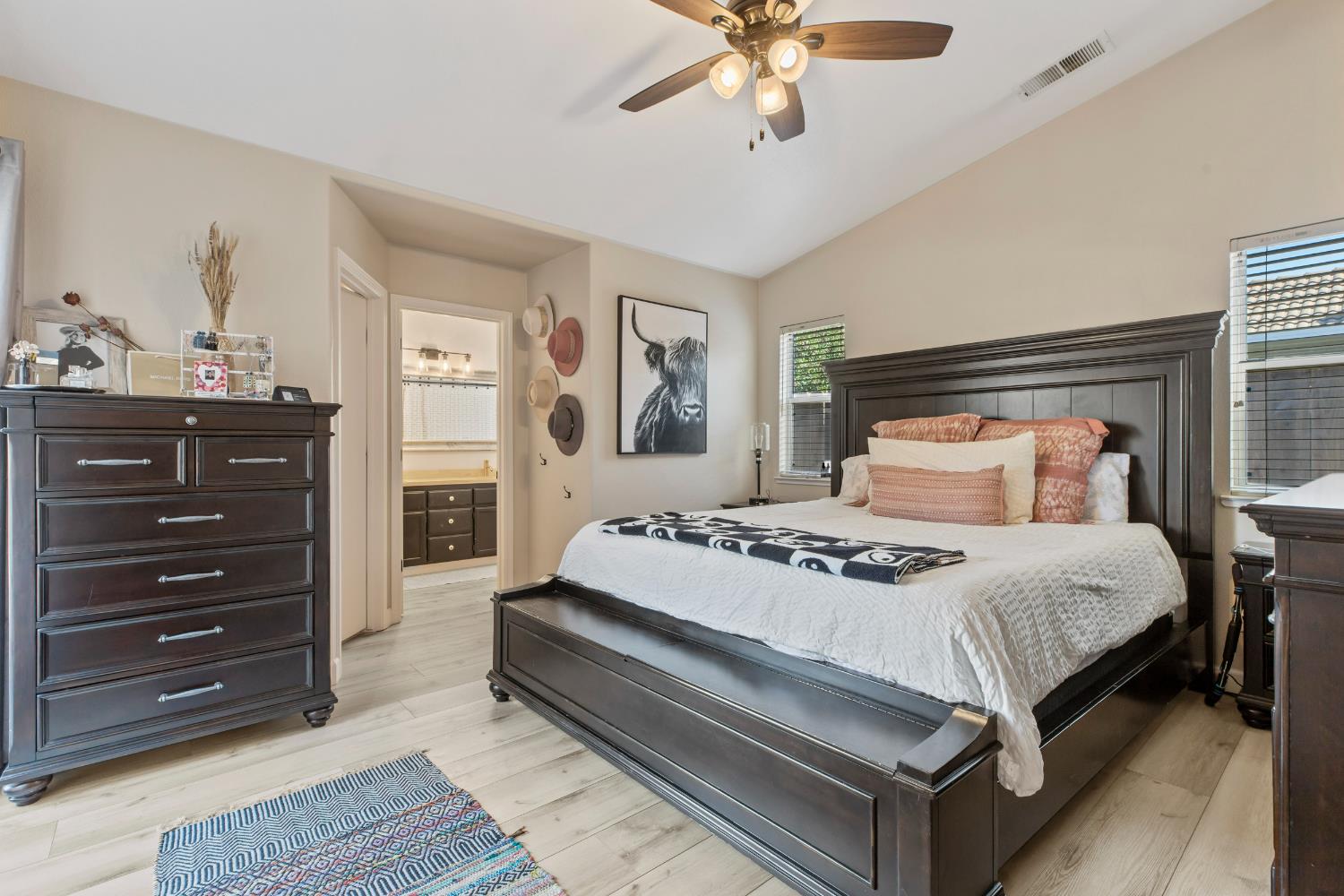 2713 Amadeus Dr, Modesto, CA 95358