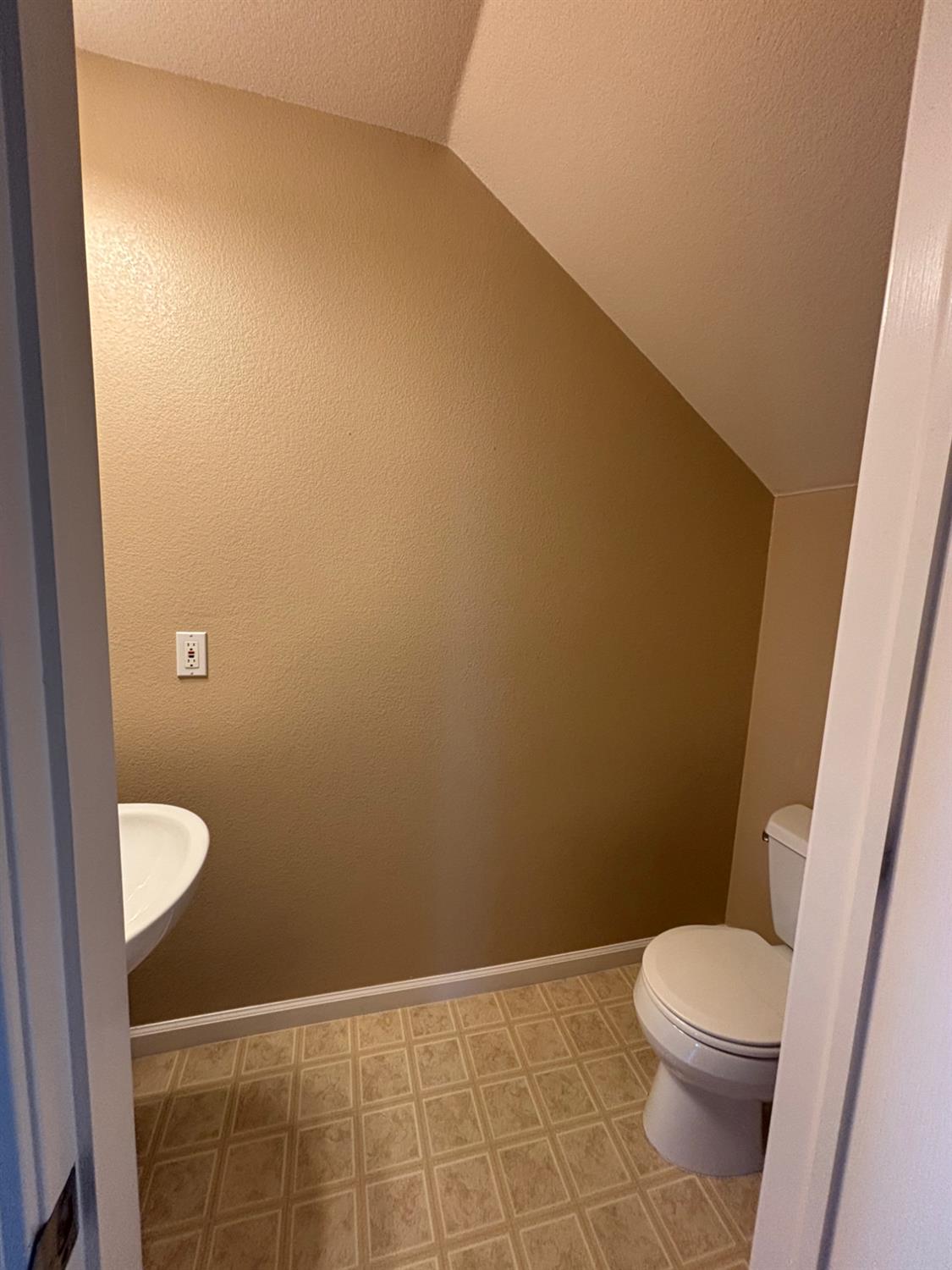 649 Betten St, Los Banos, CA 93635