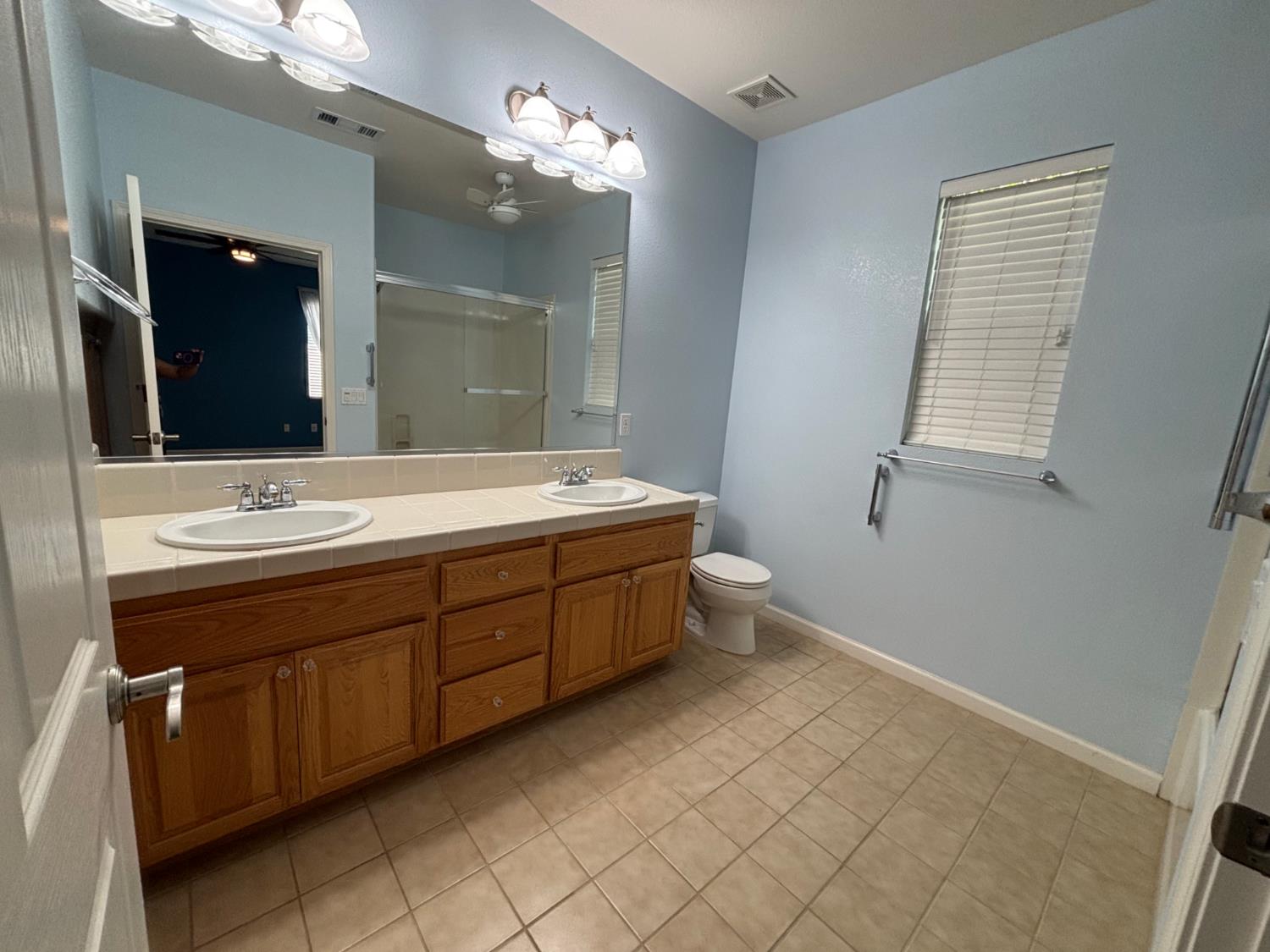 649 Betten St, Los Banos, CA 93635