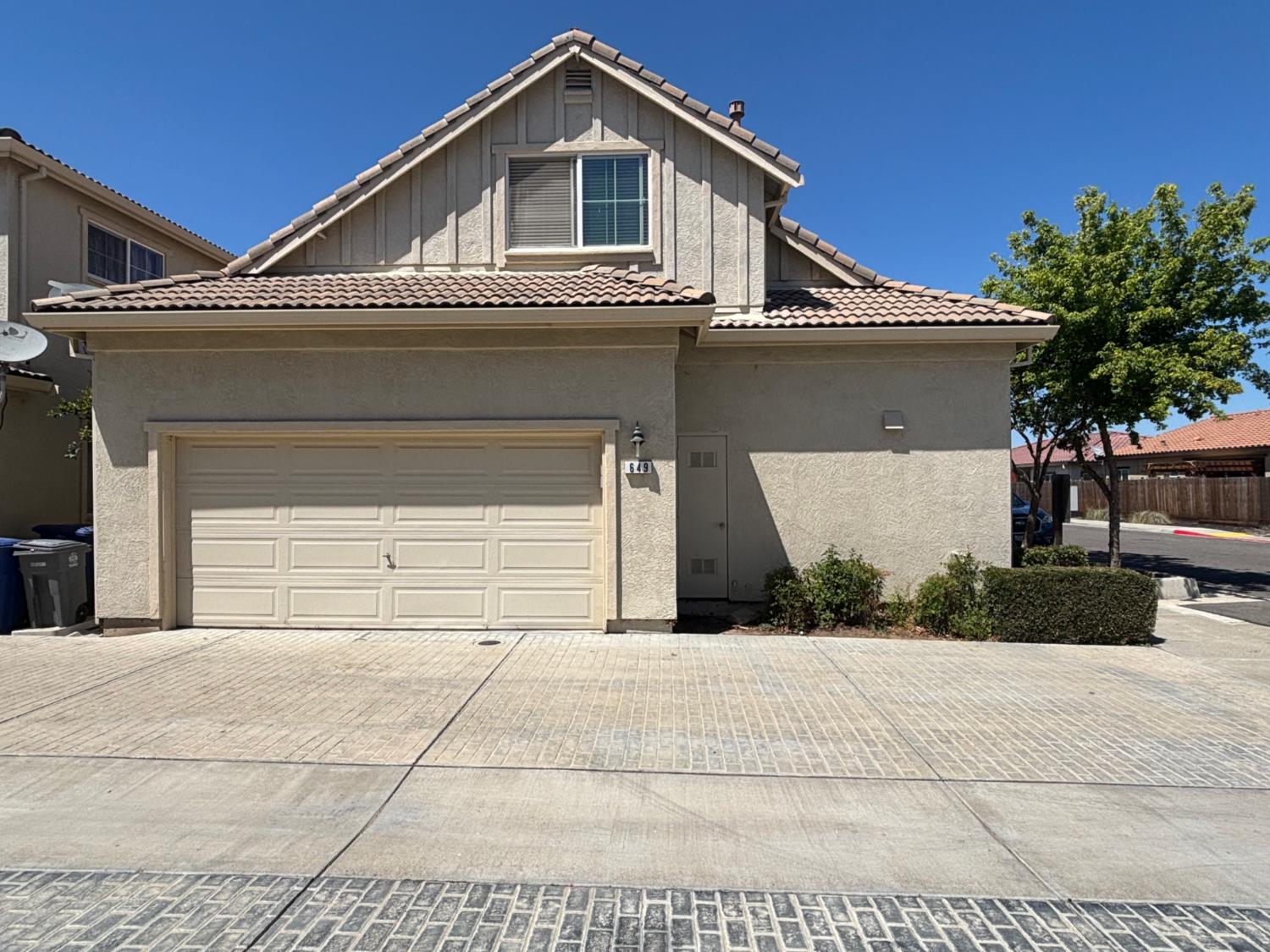649 Betten St, Los Banos, CA 93635