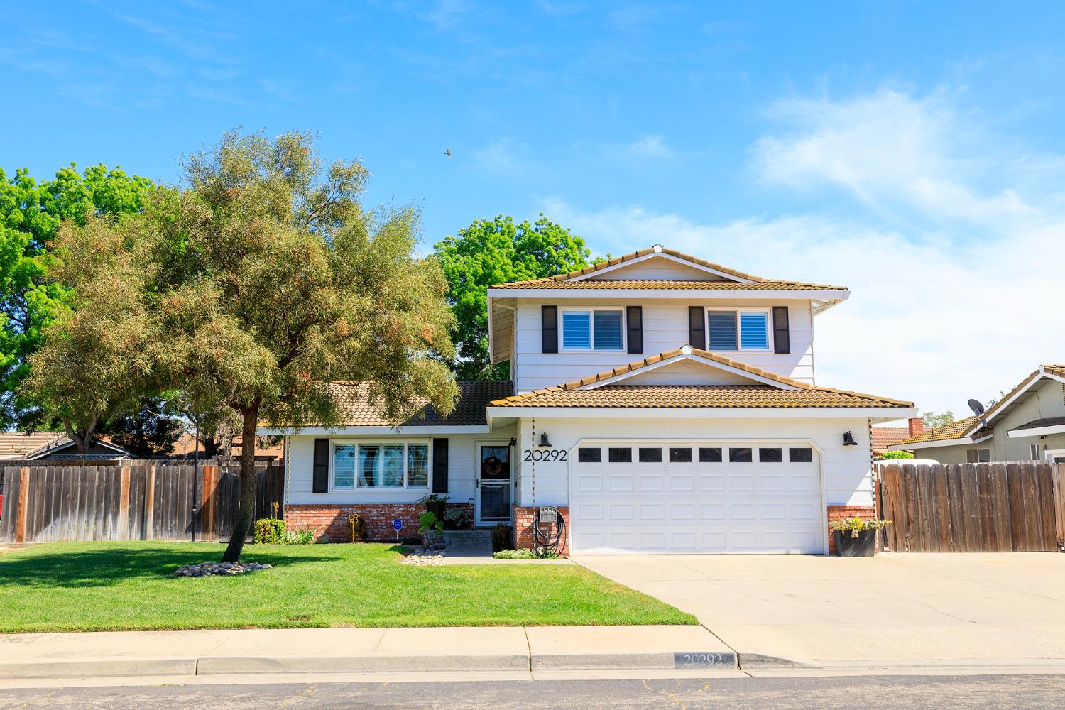 20292 Coral Cir, Hilmar, CA 95324