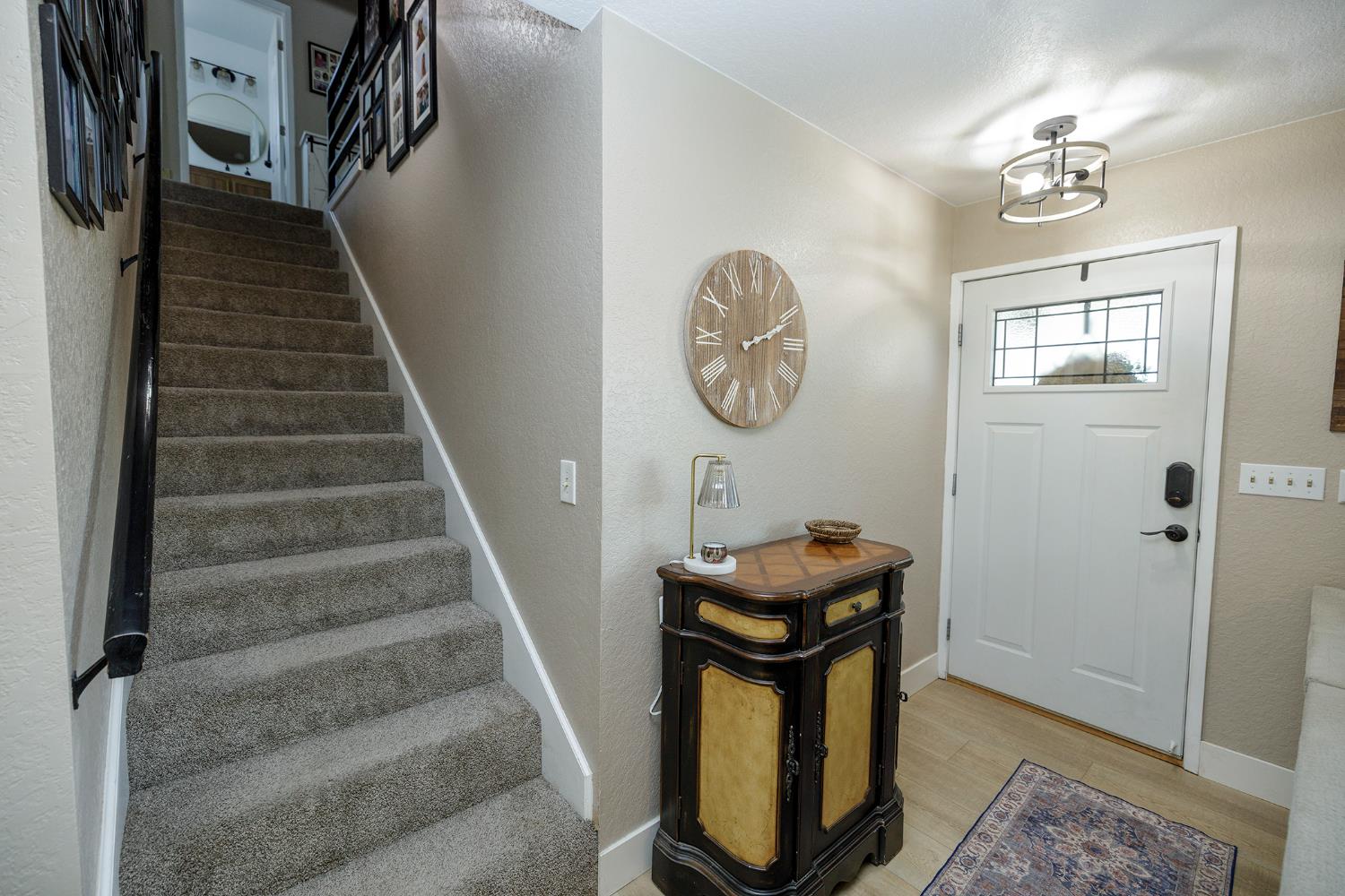 20292 Coral Cir, Hilmar, CA 95324