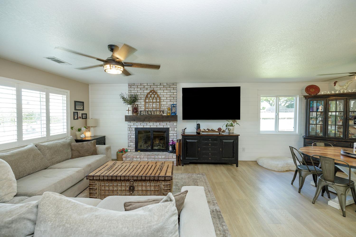 20292 Coral Cir, Hilmar, CA 95324