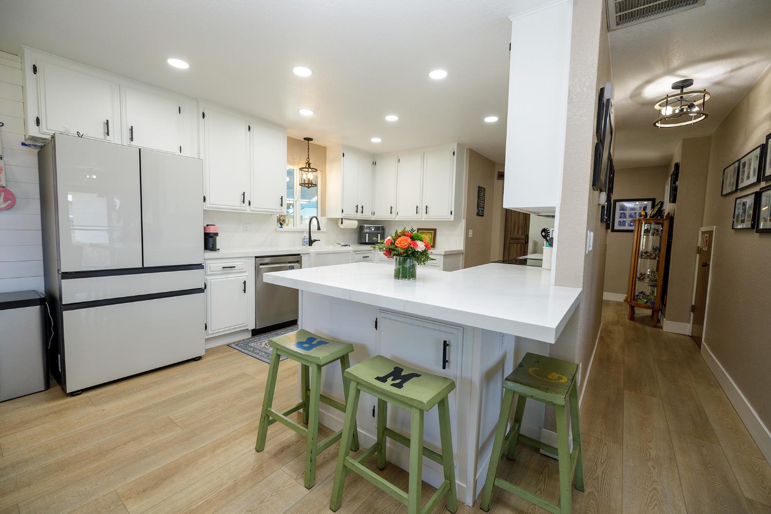 20292 Coral Cir, Hilmar, CA 95324