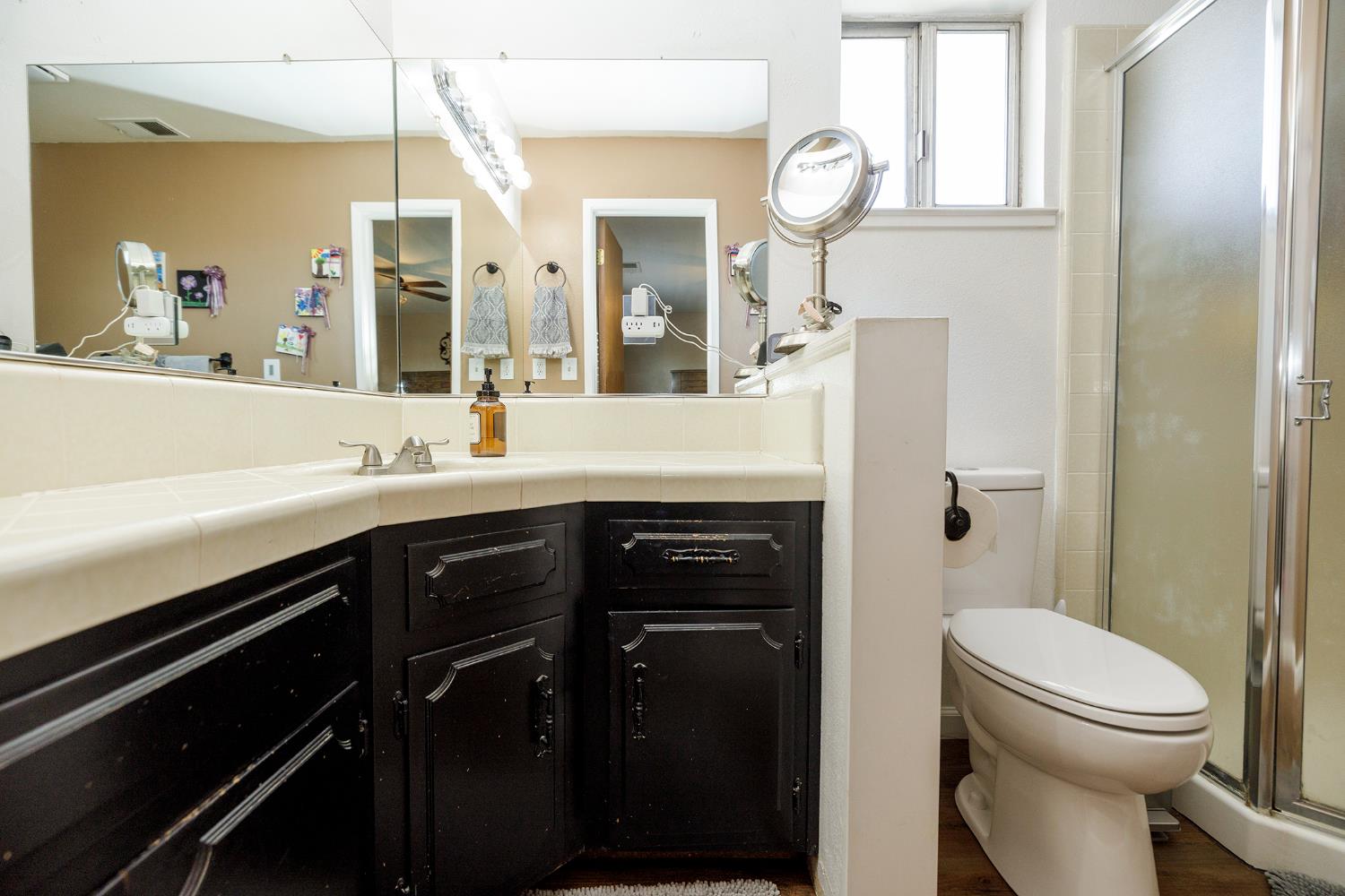 20292 Coral Cir, Hilmar, CA 95324