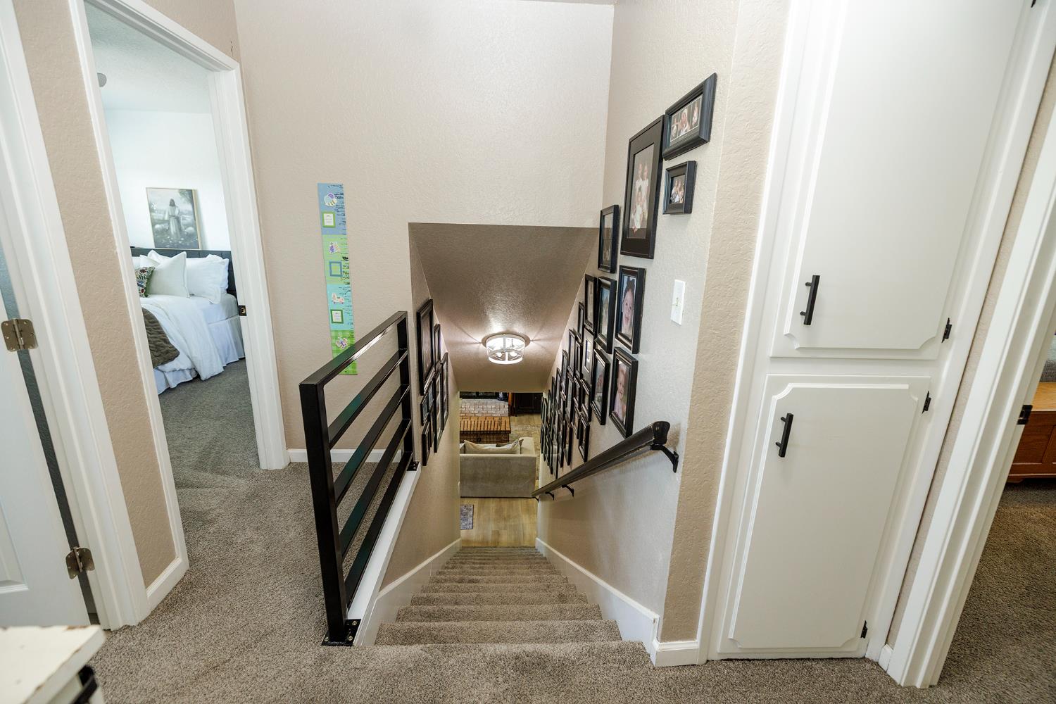 20292 Coral Cir, Hilmar, CA 95324