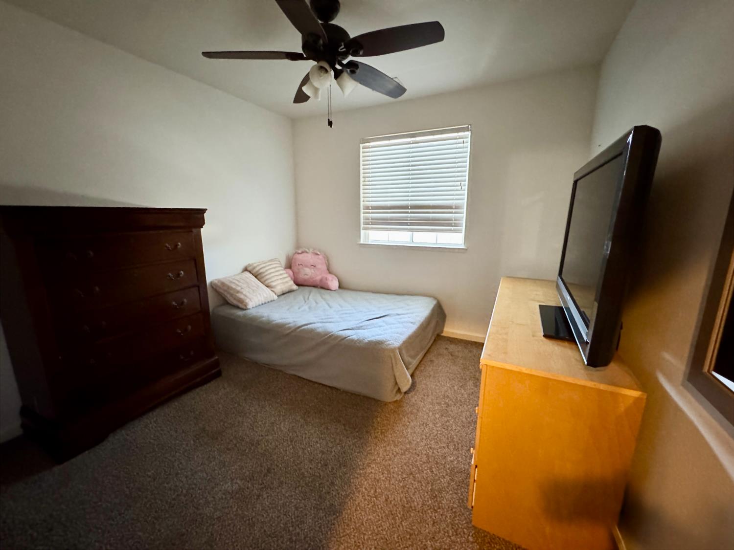 16634 Everton St, Delhi, CA 95315