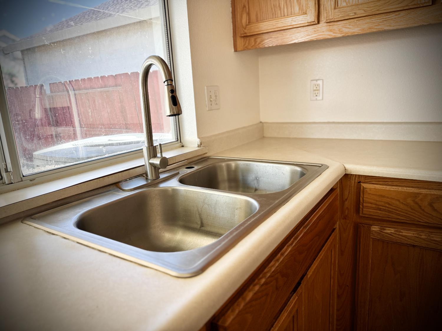 16634 Everton St, Delhi, CA 95315