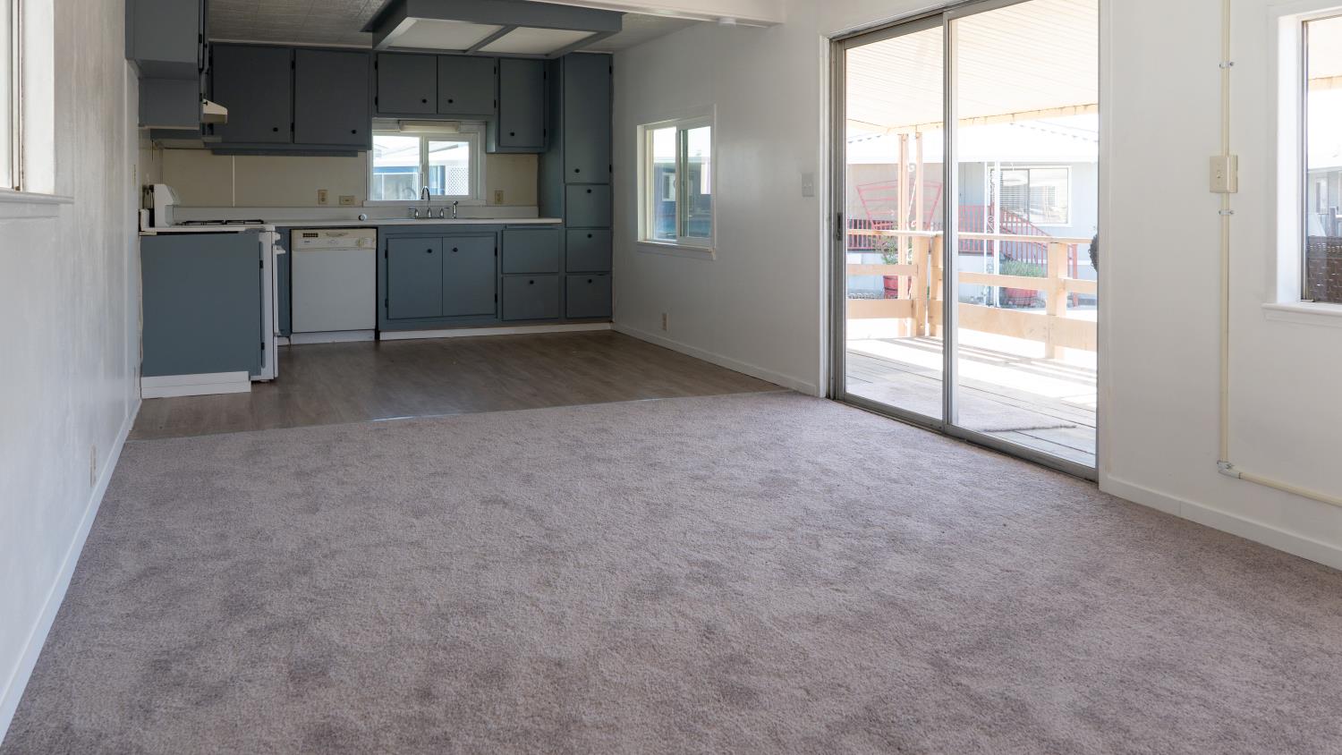 1400 Meredith Ave #40, Gustine, CA 95322