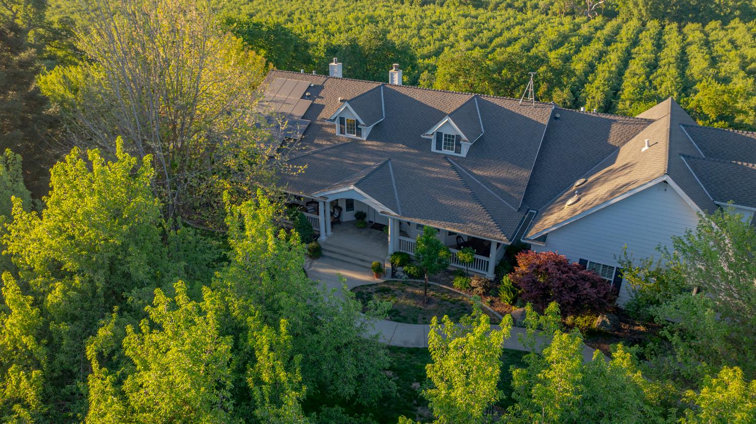 11126 Livingston Cressey Rd, Livingston, CA 95334