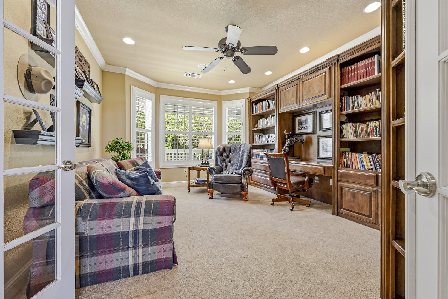 11126 Livingston Cressey Rd, Livingston, CA 95334