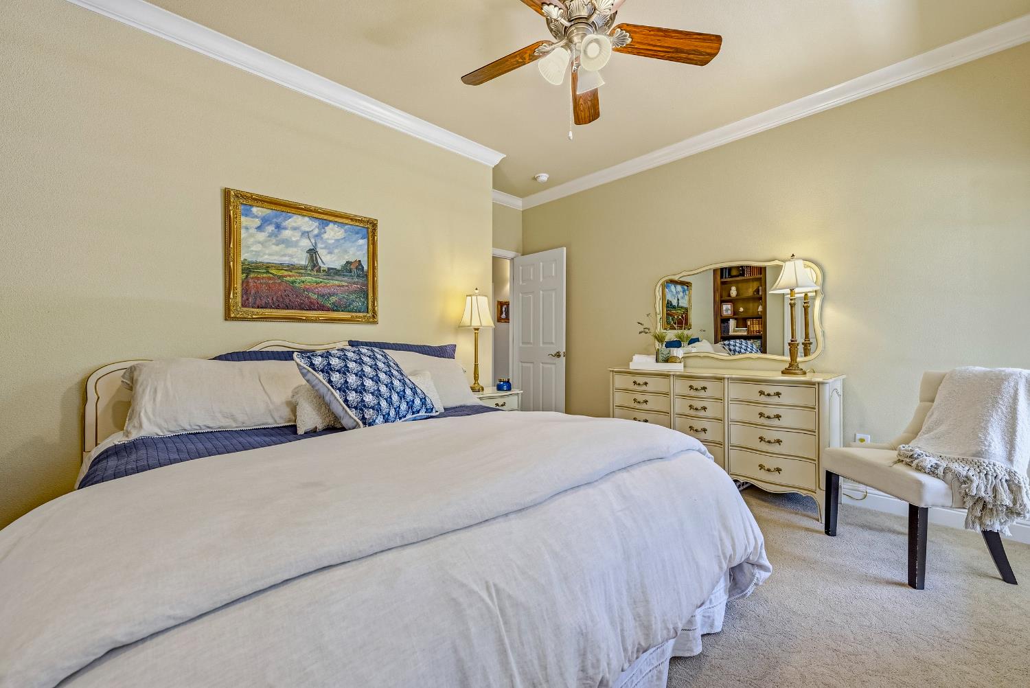 11126 Livingston Cressey Rd, Livingston, CA 95334