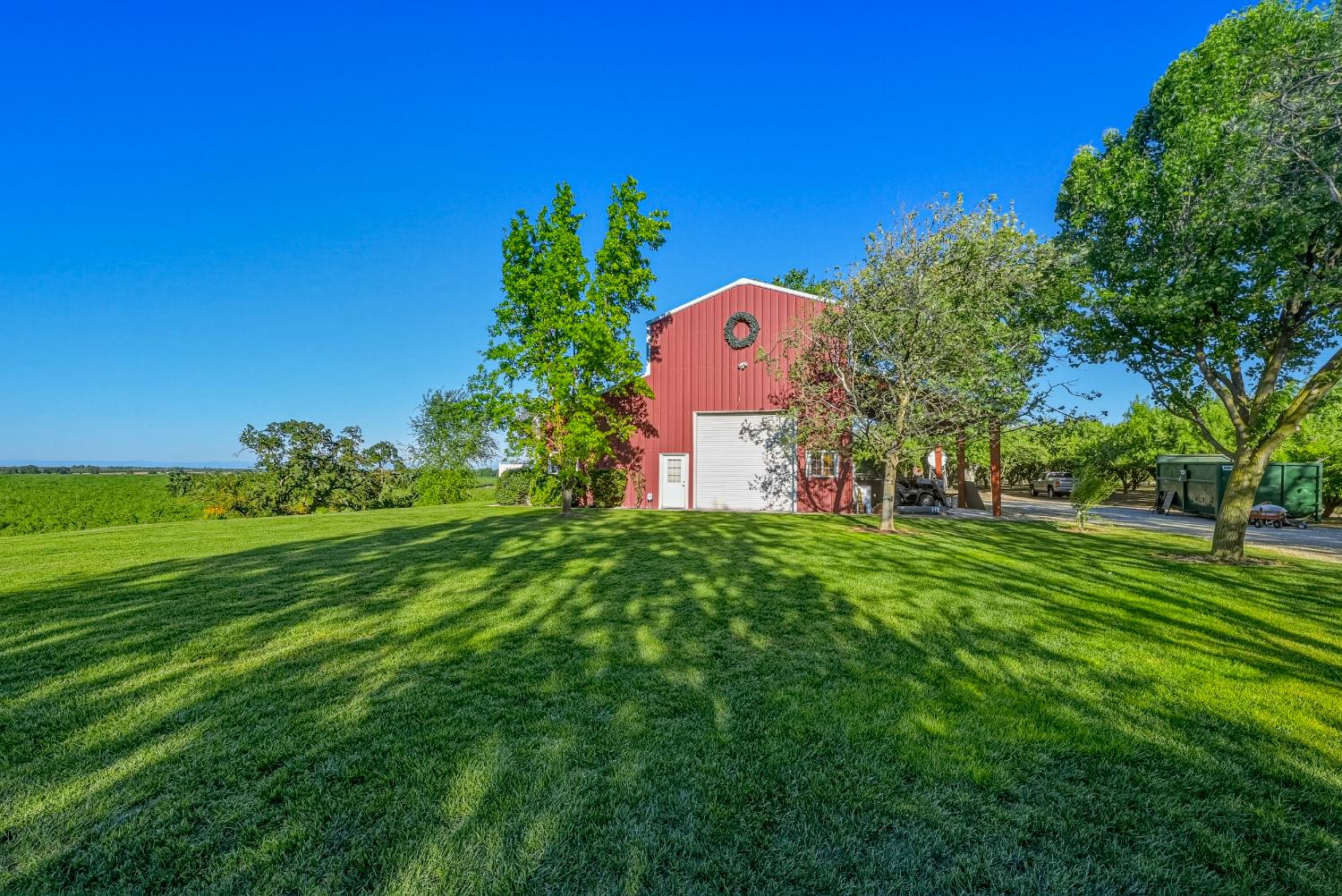 11126 Livingston Cressey Rd, Livingston, CA 95334