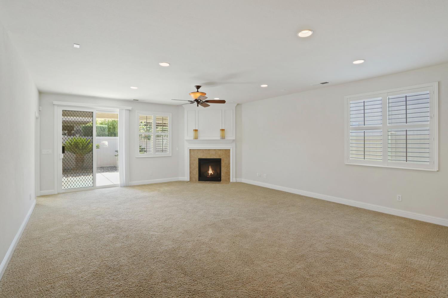 2224 Bellchase Dr, Manteca, CA 95336