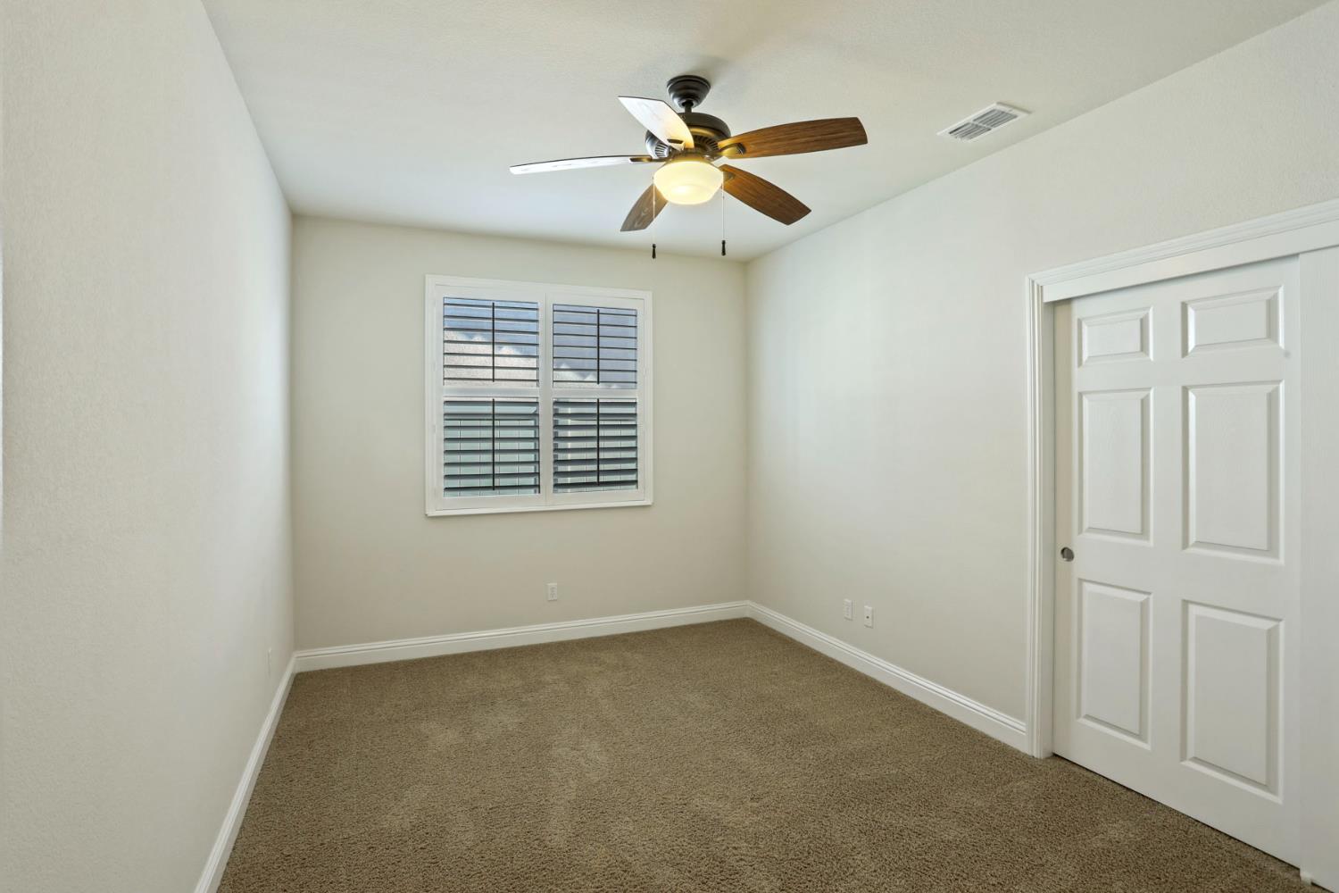 2224 Bellchase Dr, Manteca, CA 95336