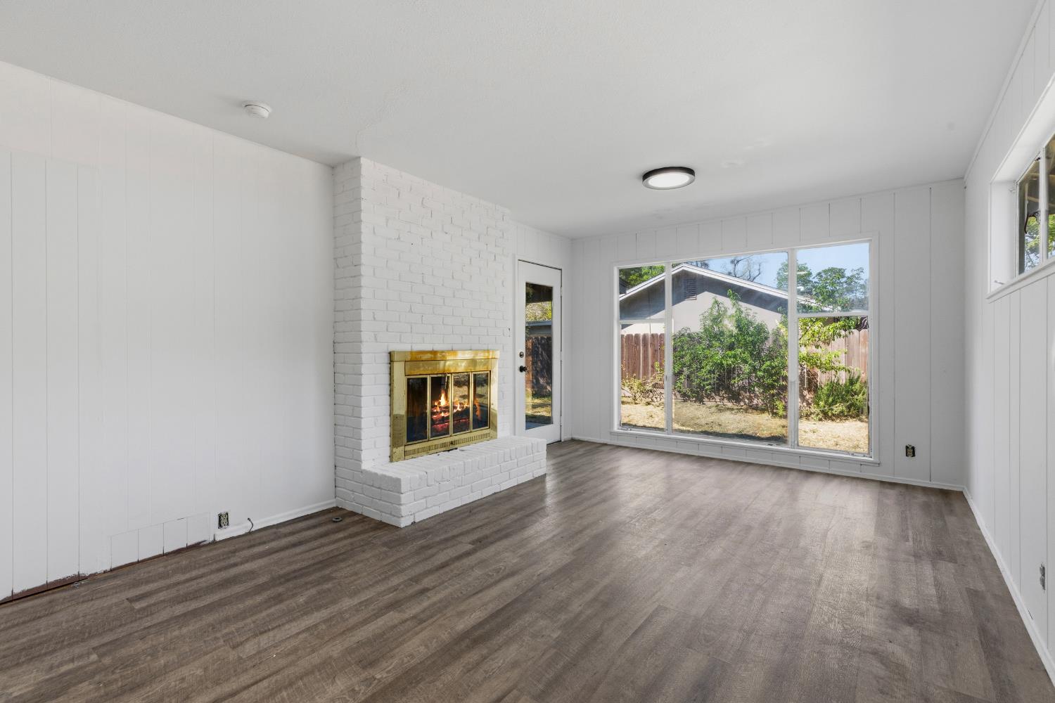 919 Del Rey Ave, Modesto, CA 95350