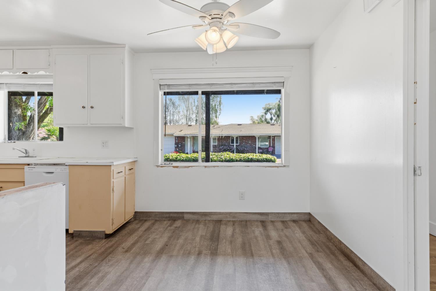 919 Del Rey Ave, Modesto, CA 95350