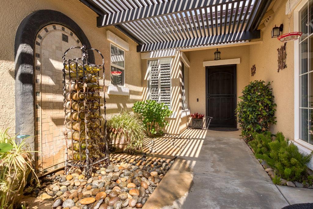 1981 Schaffhausen St, Manteca, CA 95337