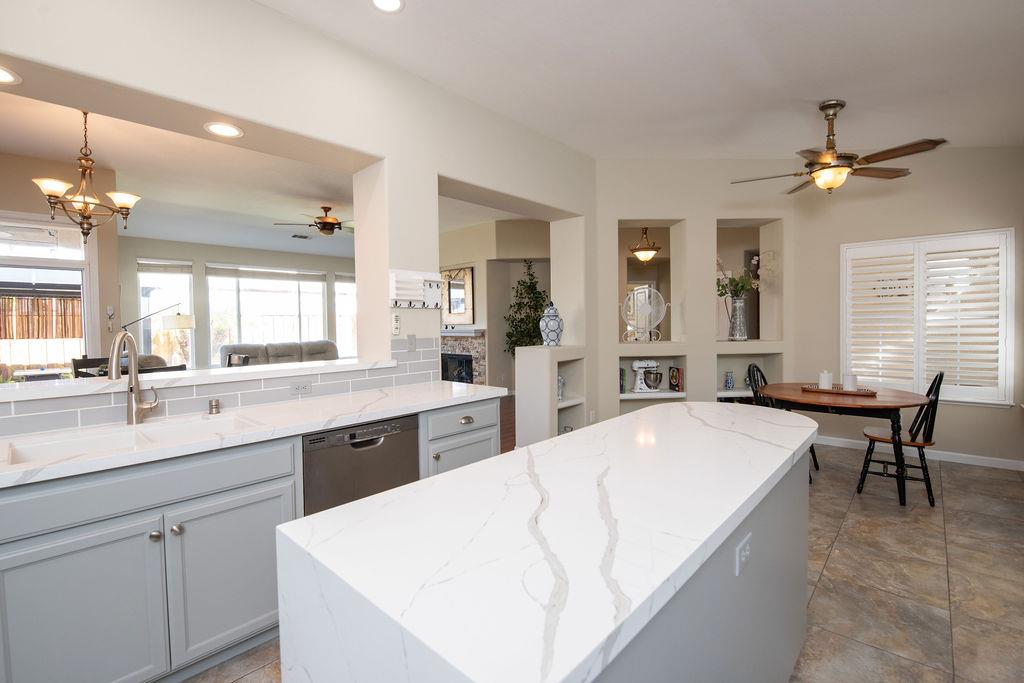 1981 Schaffhausen St, Manteca, CA 95337