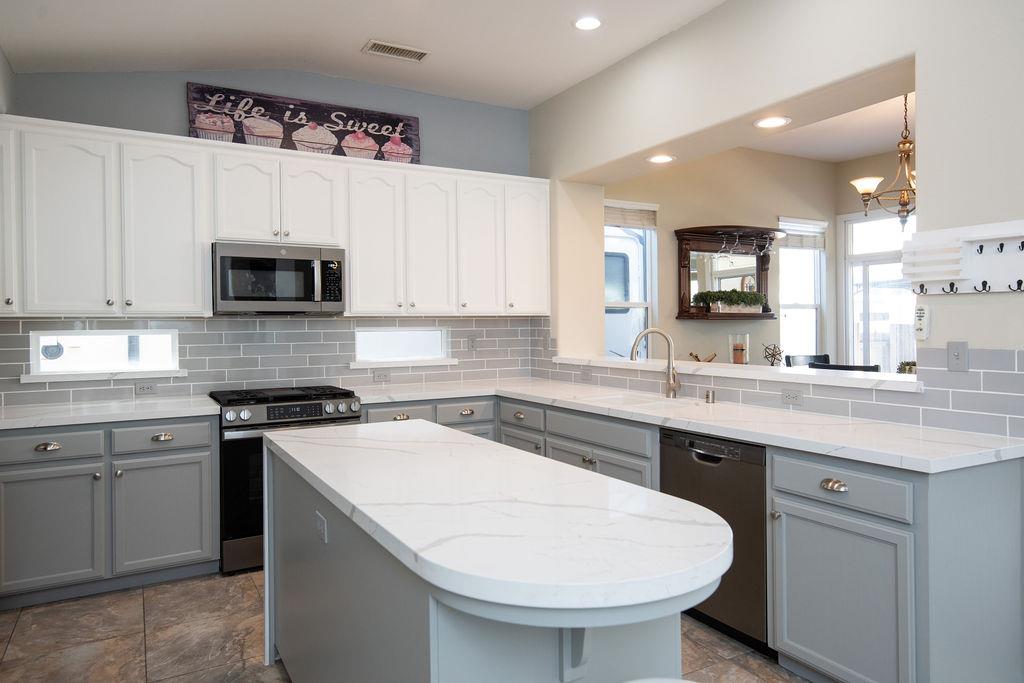 1981 Schaffhausen St, Manteca, CA 95337